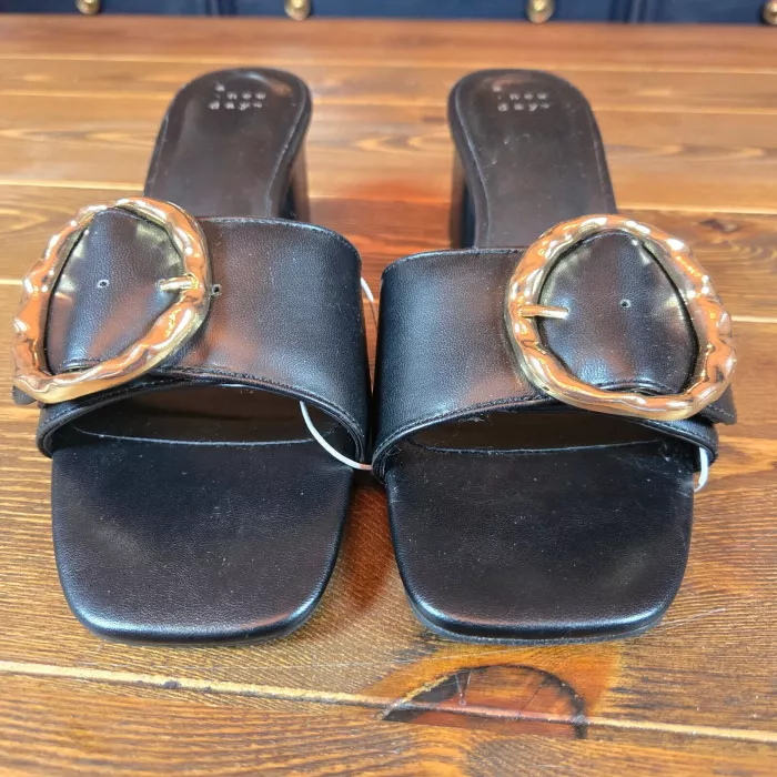 Women's Diana Buckle Mule Heels Black SZ 7.5 Slip On Slides