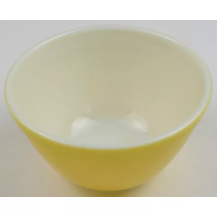 Pyrex Yellow ( Bright Yellow ) Pattern 1.5 Pint Mixing Bowl - No 401
