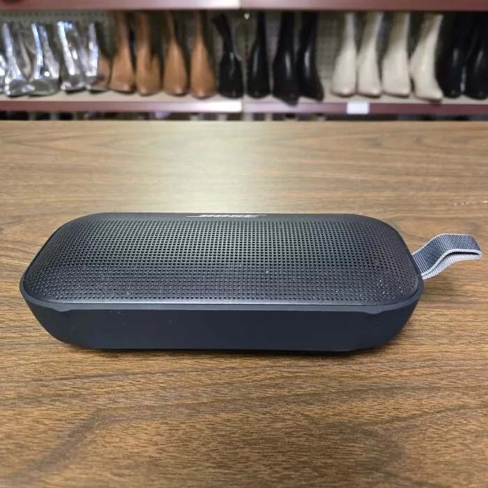 Bose SoundLink Flex Portable Bluetooth Speaker - Black