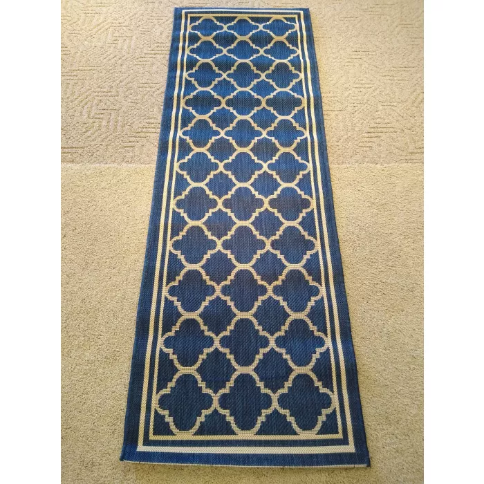 Safavieh Courtyard Geometric Indoor / Outdoor Area Rug - Navy / Beige - Runner 2ft 3in x 6ft 7in
