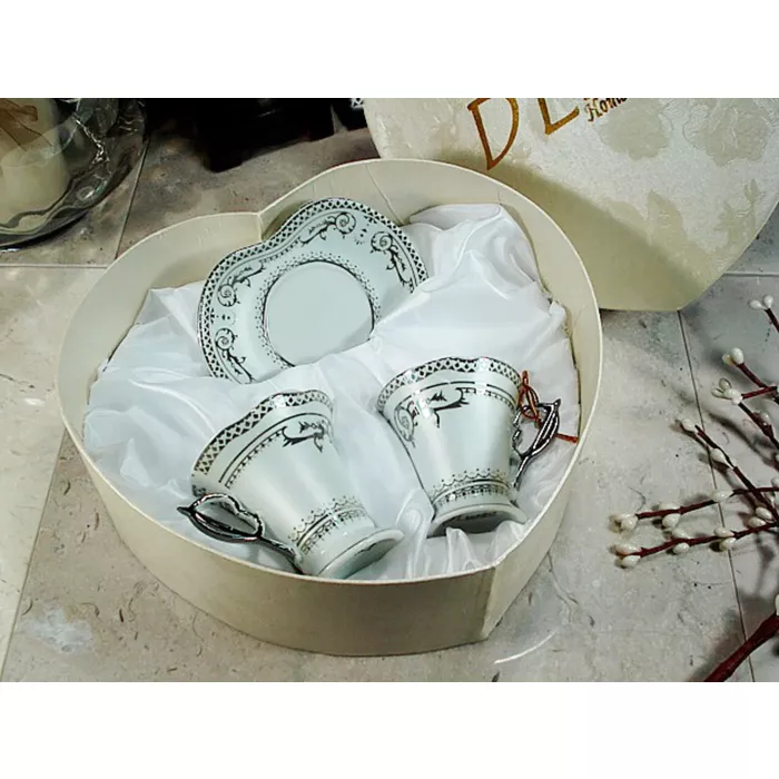 D'Lusso Designs Silver Border Design 4 Piece Espresso Set In Heart Box