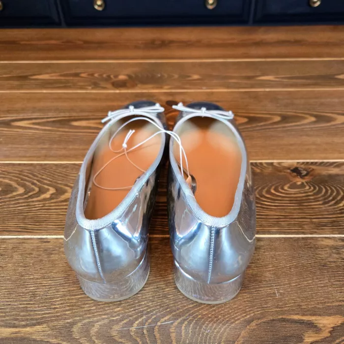 Women's Joy Ballet Pumps Silver Sz 8