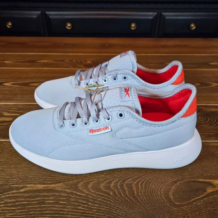 Reebok Active Lite Women's Shoes  Sz 8 Sneakers Pale Blue Vector Red White