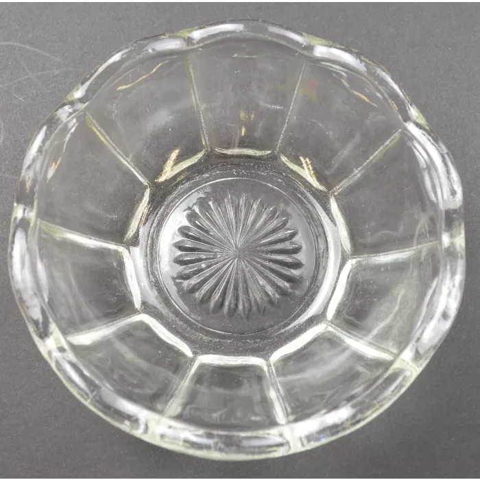 Clear Glass Panel Pattern Scalloped Dessert / Fruit Bowl - 4.375" Wide