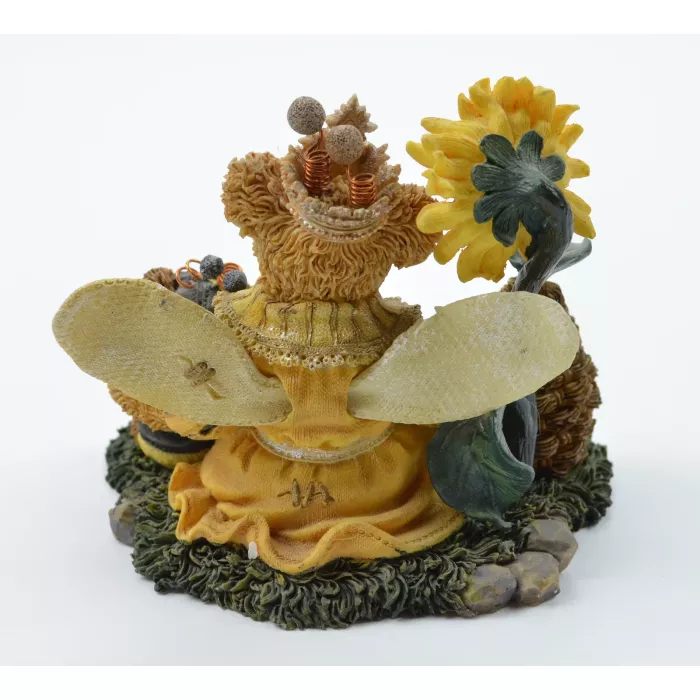 Boyds Bears Figurine Victoria Regina Buzzbruin...So Many Flowers, So Little Time
