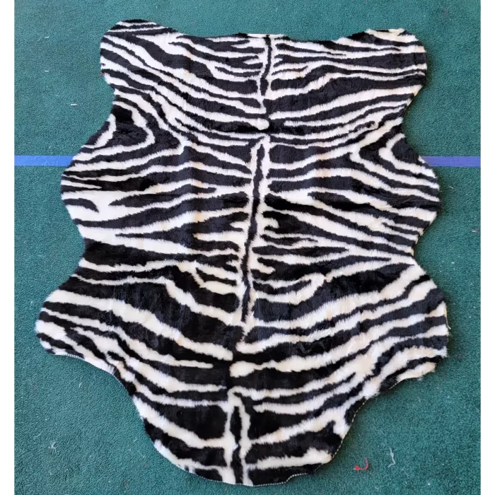 Polak Zebra Narrow Striped Animal Print Black / White Area Rug - Rectangle 4ft7in x 6ft7in