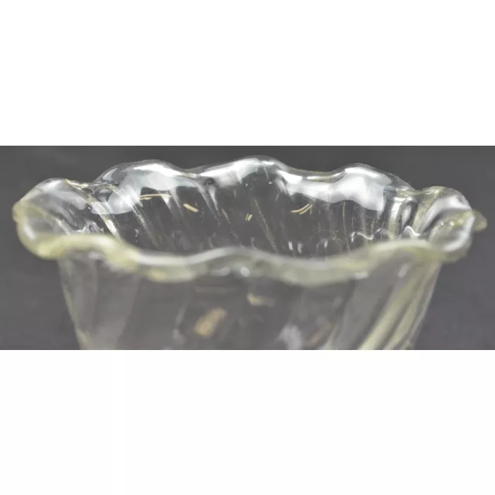 Clear Pressed Glass Swirl Pattern Small Scalloped Fruit / Dessert Bowl
