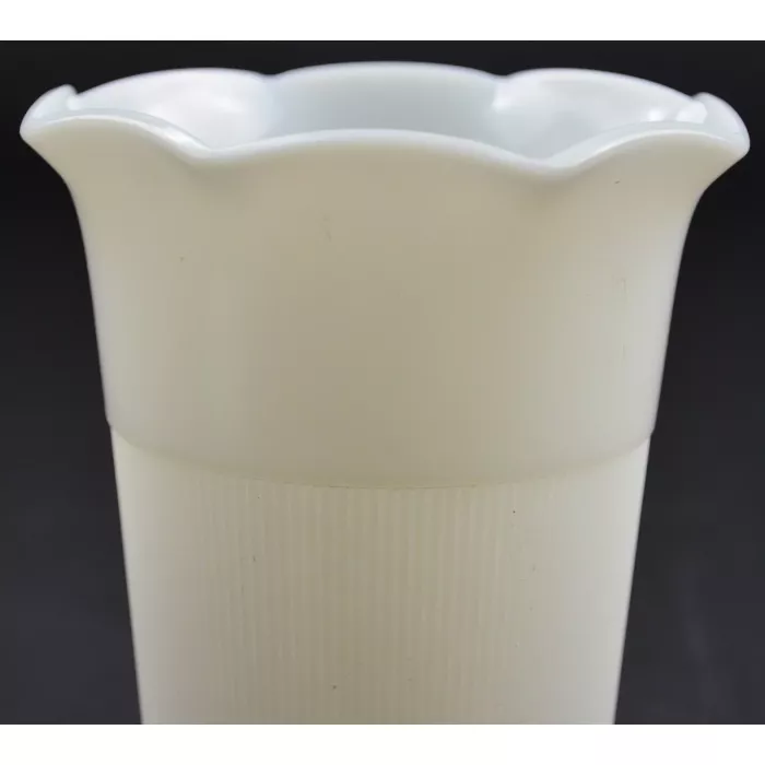 Vintage Milk Glass Ribbed Pattern Scalloped Flower Vase - 6.75" Tall