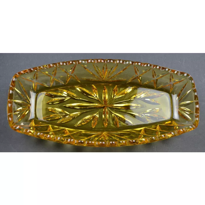 Hazel Atlas - Prescut Gold Pattern - Celery Dish - 9.5"
