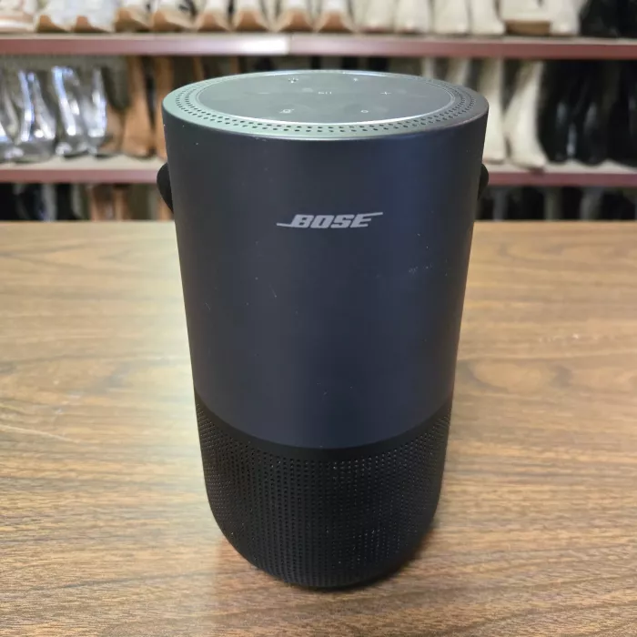 Bose Portable Smart Wireless Bluetooth Speaker  Model 429329 - Black