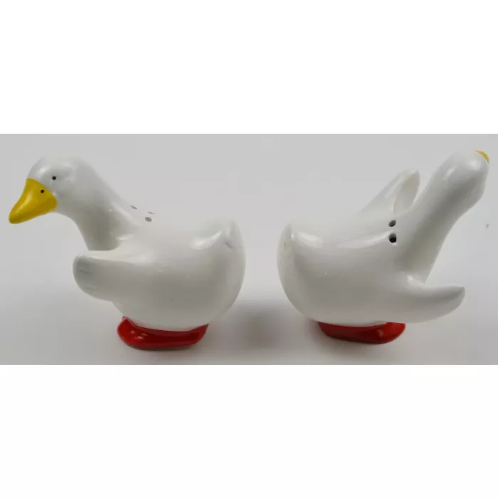 Ceramic Salt & Pepper Shakers - White Ducks With Yellow Beak - 3.5" Tall