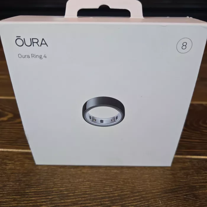 Oura Ring 4 Sz 8 Smart Ring Black