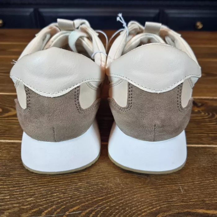 Courtney Sneakers Memory Foam Insole Shoes Light Beige Brown SZ 9.5