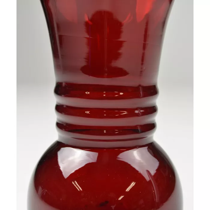 Anchor Hocking - Royal Ruby Pattern - Flower Vase - 6.375" Tall