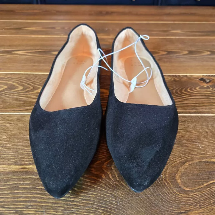 Womens Corinna Ballet Flats with Memory Foam Black