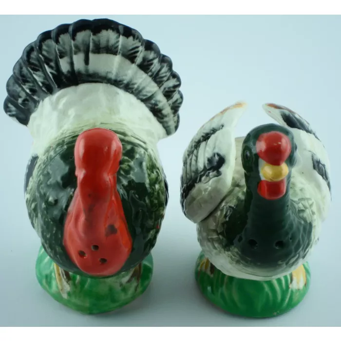 Turkey Salt & Pepper Shakers - Vintage - Made in Japan - Thanksgiving Decor