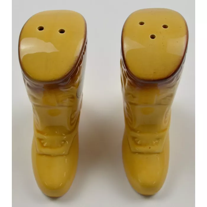 Ceramic Salt & Pepper Shakers - Grand Ole Opry Since 1925 - 3" Tall