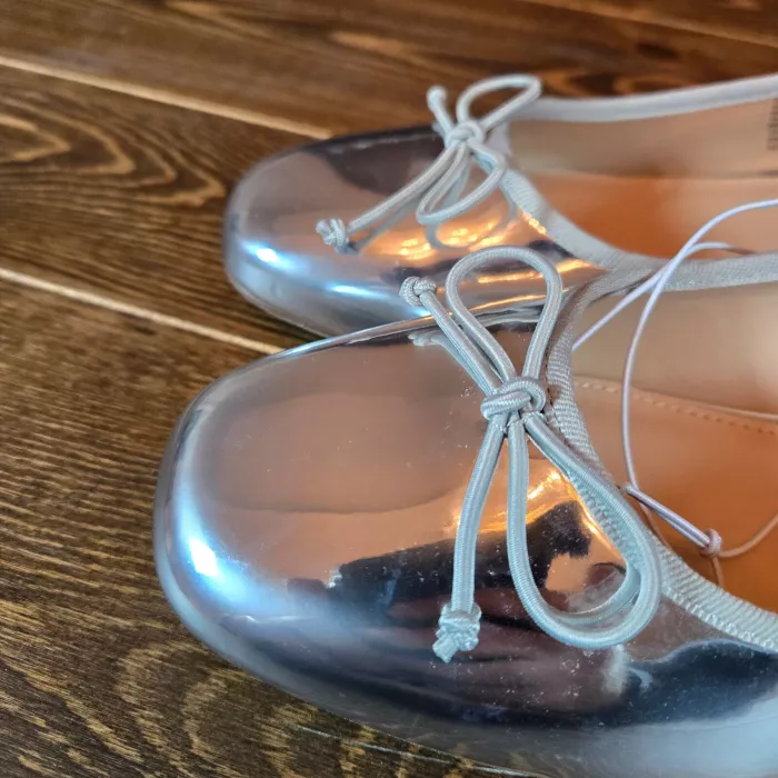 Women's Joy Ballet Pumps Silver Sz 8