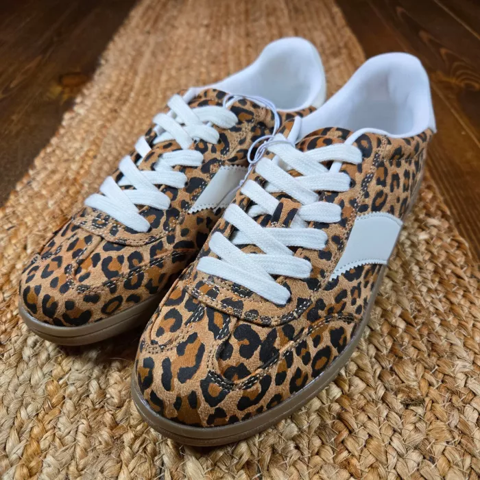 Women's Spencer Fashion Sneakers Cheetah Print Shoe Memory Foam Insole sz 10