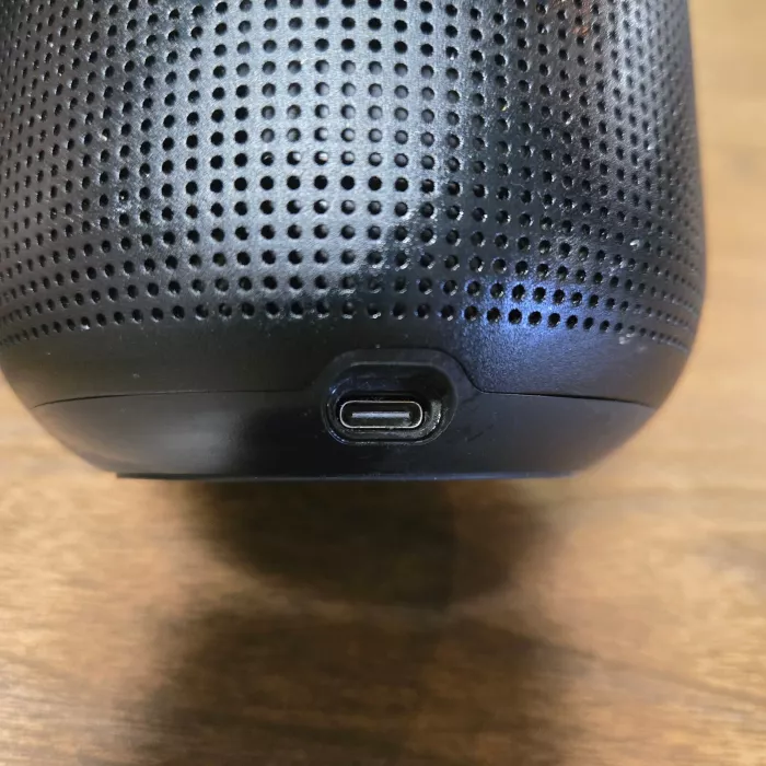 Bose Portable Smart Wireless Bluetooth Speaker  Model 429329 - Black