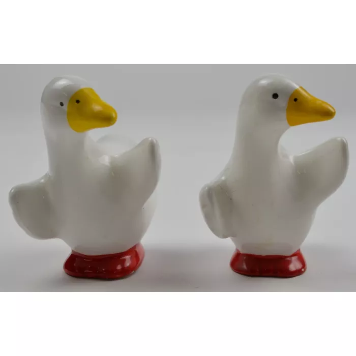 Ceramic Salt & Pepper Shakers - White Ducks With Yellow Beak - 3.5" Tall