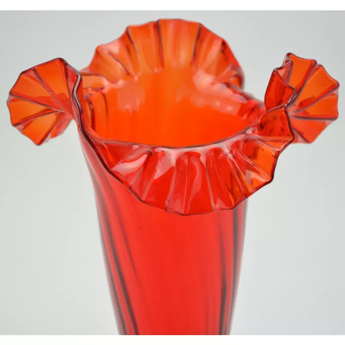 Amberina Art Glass Ruffle Top Vase - 11" Tall