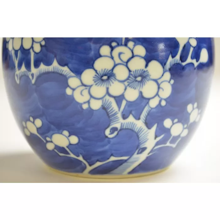 Vintage Prunus Blossom Ginger Jar - Kangxi Style And Mark - 6" Tall