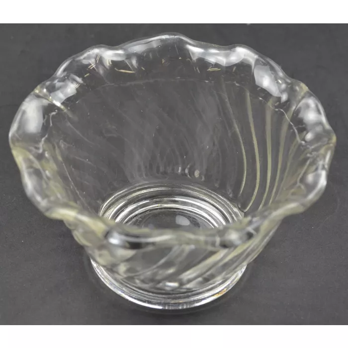 Clear Pressed Glass Swirl Pattern Small Scalloped Fruit / Dessert Bowl