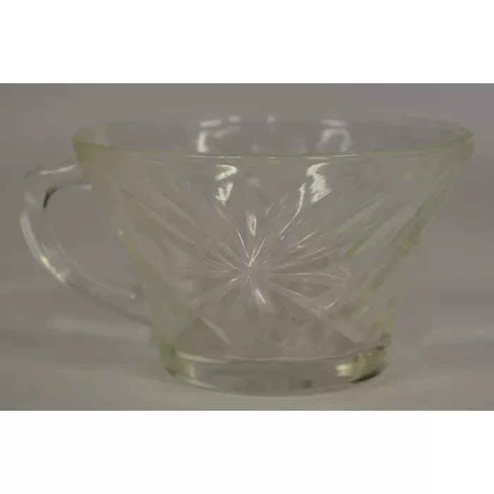 Anchor Hocking Prescut Clear Pattern - Snack Set - 4 Snack Plates & Cups