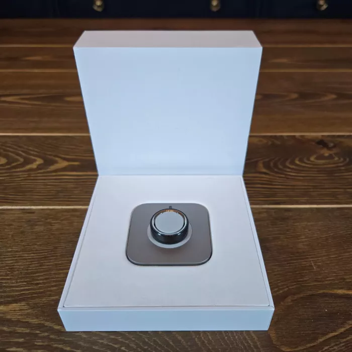 Oura Ring 4 Sz 8 Smart Ring Black