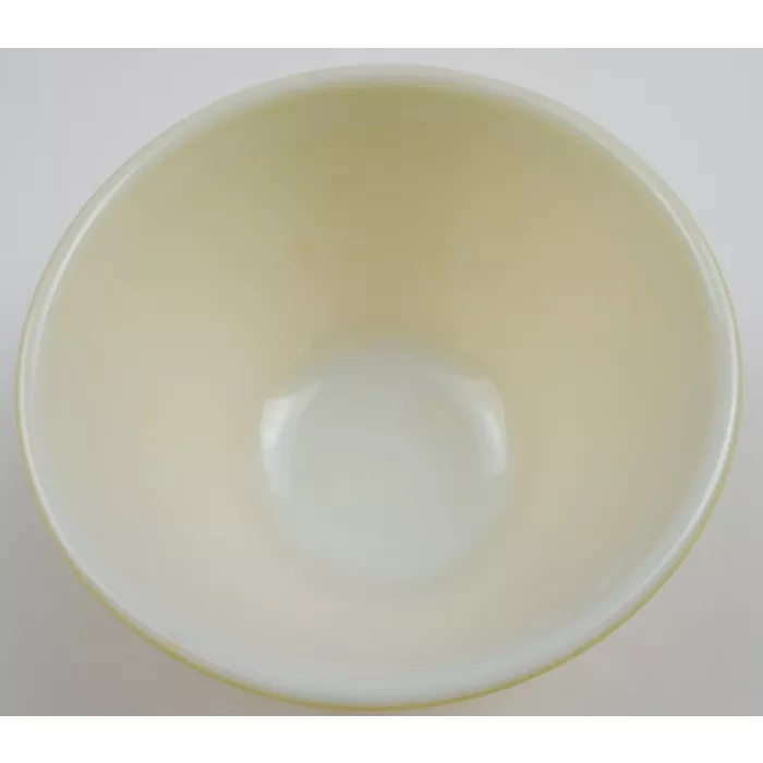Pyrex Yellow ( Bright Yellow ) Pattern 1.5 Pint Mixing Bowl - No 401