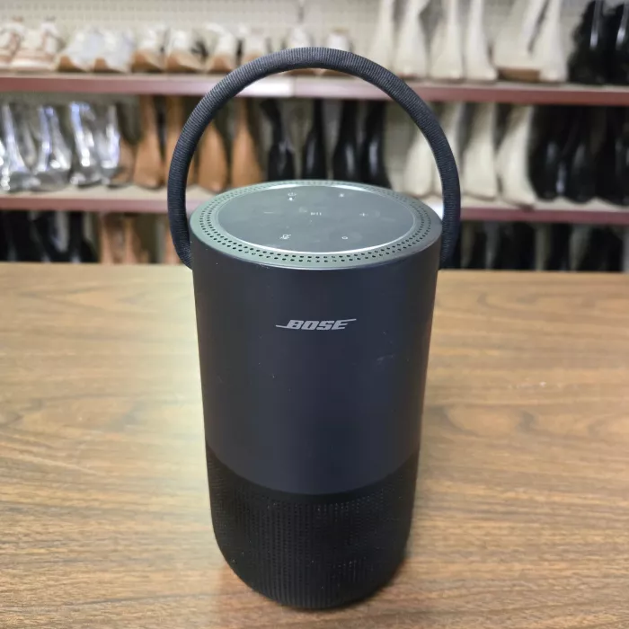 Bose Portable Smart Wireless Bluetooth Speaker  Model 429329 - Black