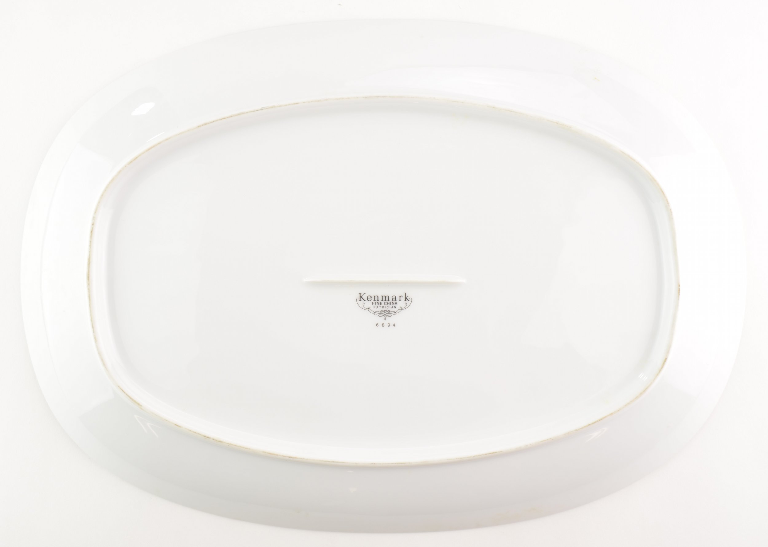 Kenmark Fine China - Patrician 6894 - Oval Platter