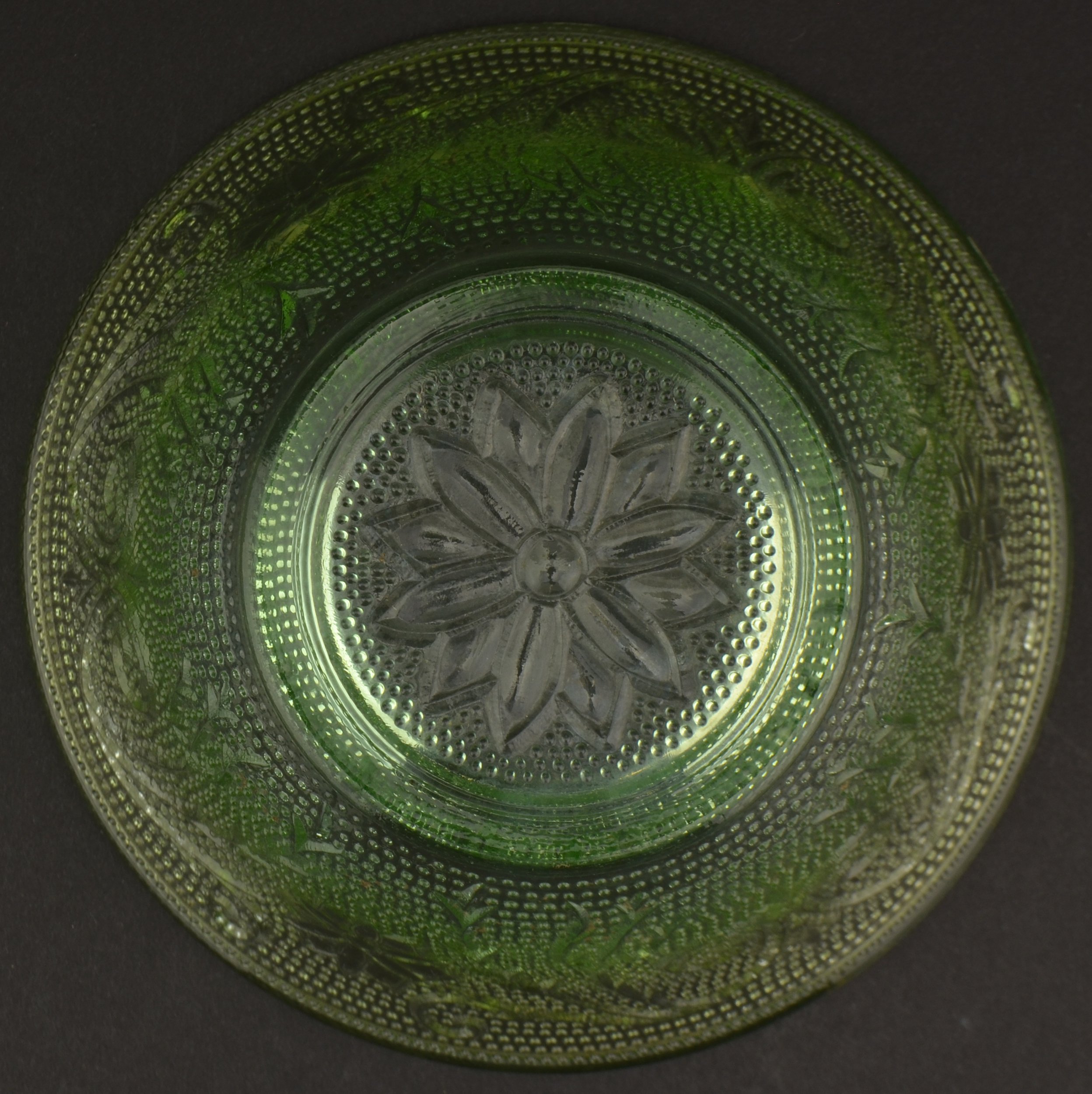 Tiara Crystal - Sandwich Light Green Pattern - Salad Bowl - 5.5 Wide